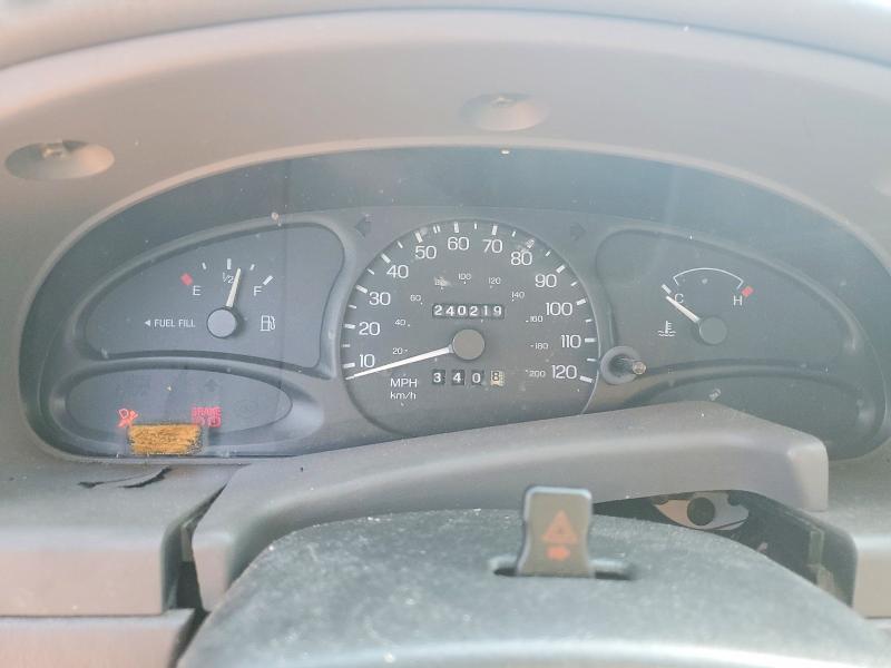 1998 Ford Escort VIN 1FAFP10P7WW263591 COPART salvage auction — FRONT END, Nc - Salvage Certificate Of Title, sold $350 on 2026-07-06 (photo 9)