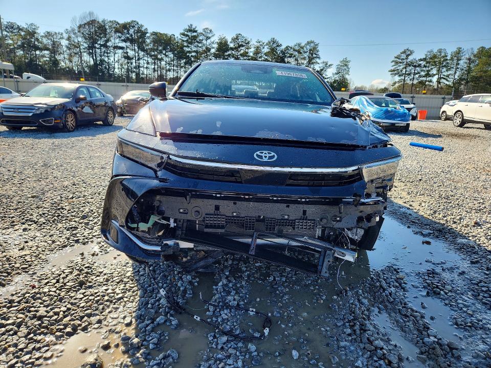 2024 Toyota Crown VIN JTDAAAAF5R3028379 COPART salvage auction — FRONT END, Tx - Certificate Of Title, sold $12,200 on 2026-07-21 (photo 5)