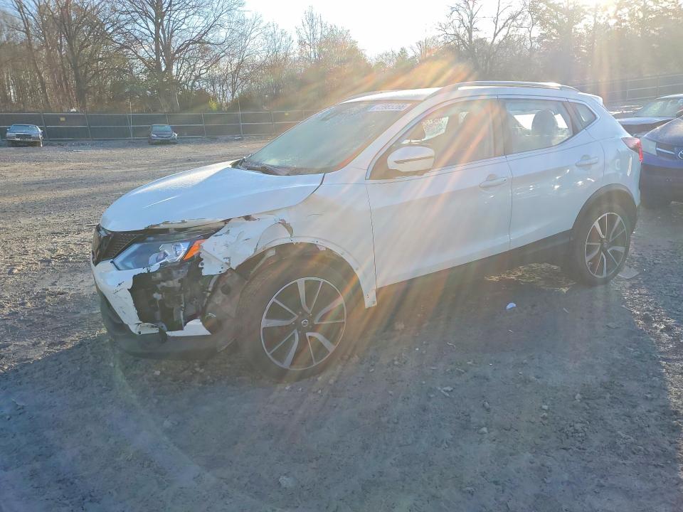 2017 Nissan Rogue VIN JN1BJ1CR1HW106717 COPART salvage auction — FRONT END, Va - Cert Of Title - Salvage, sold $1,250 on 2026-07-02 (photo 1)