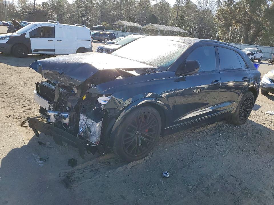 2025 Audi Sq8 VIN WA1CWBF16SD011596 — COPART salvage auction photo