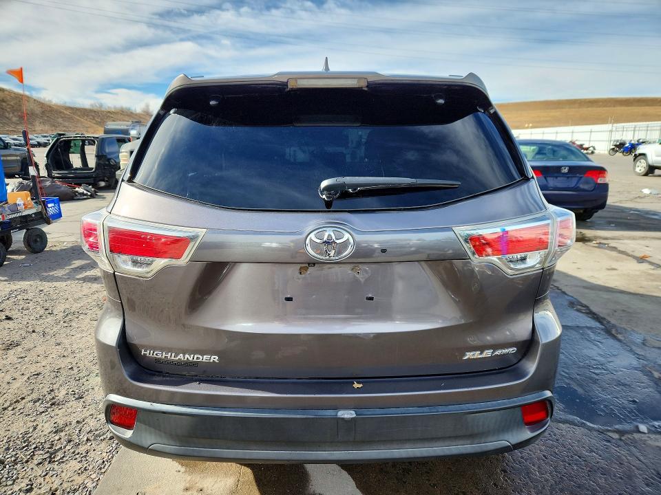 2016 Toyota Highlander VIN 5TDJKRFH0GS250491 COPART salvage auction — FRONT END, Co - Public - Salvage Title, sold $275 on 2026-07-27 (photo 6)