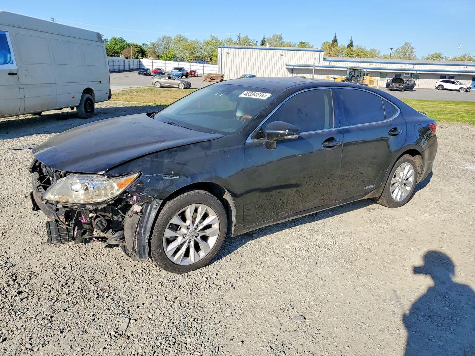 2013 Lexus ES VIN JTHBW1GG9D2006775 COPART salvage auction — FRONT END, Salvage Title, sold $2,000 on 2026-07-16 (photo 1)