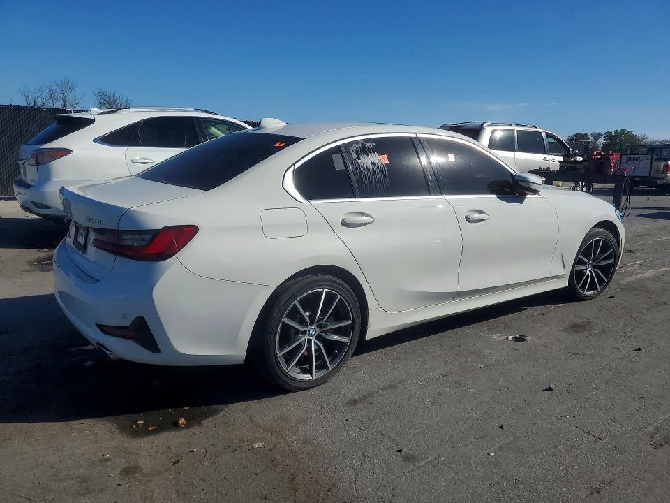 2019 BMW 3 series VIN WBA5R1C50KAK12741 COPART salvage auction — WATER/FLOOD, Fl - Certificate Of Title, sold $7,500 on 2026-07-21 (photo 3)
