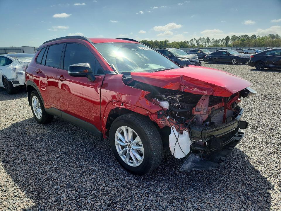 2025 Toyota Corolla cross VIN 7MUCAAAG4SV129862 COPART salvage auction — FRONT END, Salvage Title, sold $8,500 on 2026-07-14 (photo 4)