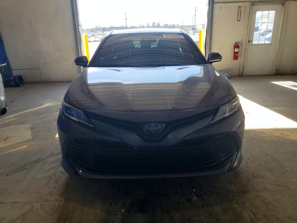 2018 Toyota Camry VIN 4T1B11HK5JU668450 COPART salvage auction — NORMAL WEAR, KY - CERTIFICATE OF TITLE, sold $3,900 on 2026-07-09 (photo 5)