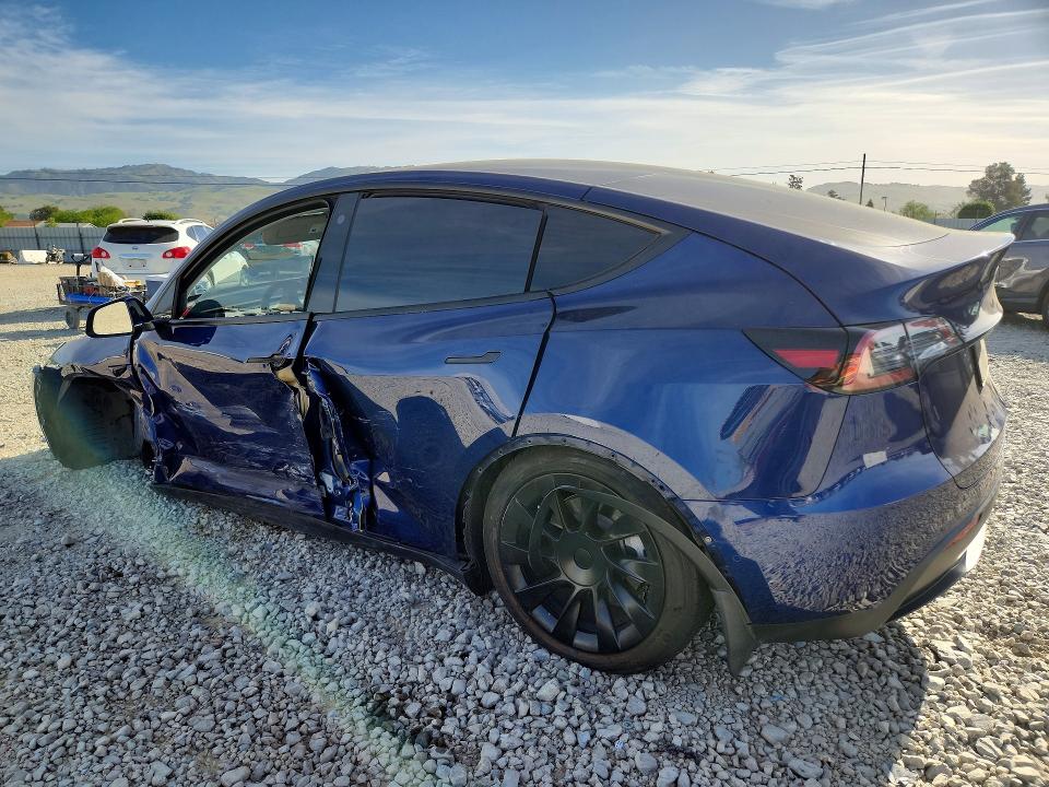 2021 Tesla Model y VIN 5YJYGDEE2MF158406 COPART salvage auction — FRONT END, CA, sold $5,200 on 2026-07-14 (photo 2)