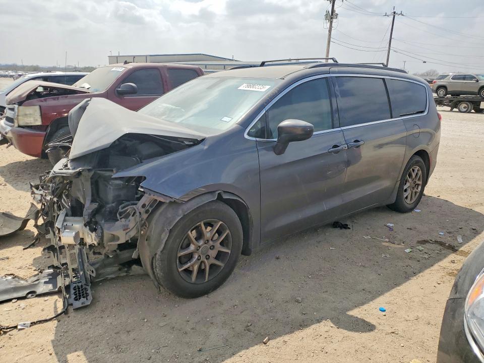2017 Chrysler Pacifica VIN 2C4RC1DG2HR516731 COPART salvage auction — FRONT END, Tx - Salvage Vehicle Title, sold $1,050 on 2026-07-09 (photo 1)
