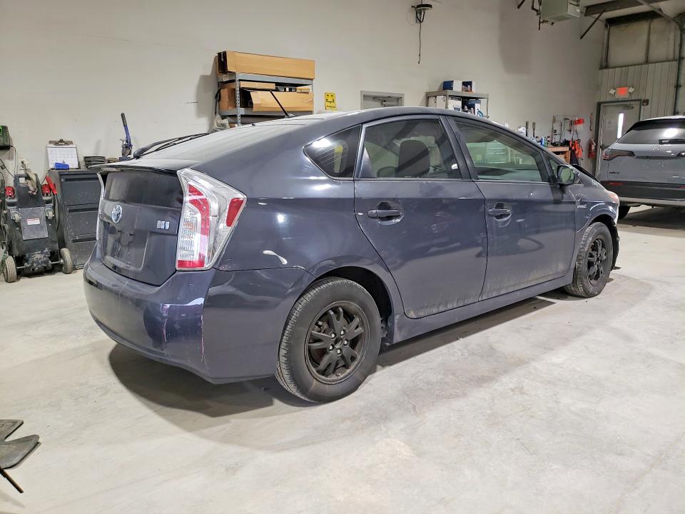 2015 Toyota Prius VIN JTDKN3DU6F0403546 COPART salvage auction — FRONT END, Va - Cert Of Title - Salvage, sold $2,650 on 2026-07-17 (photo 3)
