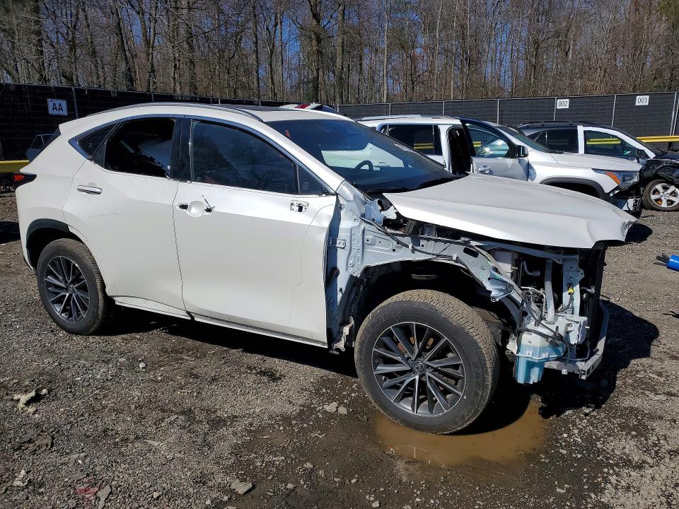 2022 Lexus VIN JTJGGCEZ4N2001826 COPART salvage auction — FRONT END, Md - Cert Of Salvage > 75% Damage, sold $550 on 2026-07-31 (photo 4)