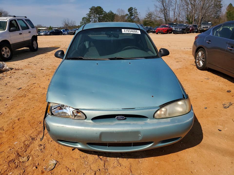 1998 Ford Escort VIN 1FAFP10P7WW263591 COPART salvage auction — FRONT END, Nc - Salvage Certificate Of Title, sold $350 on 2026-07-06 (photo 5)