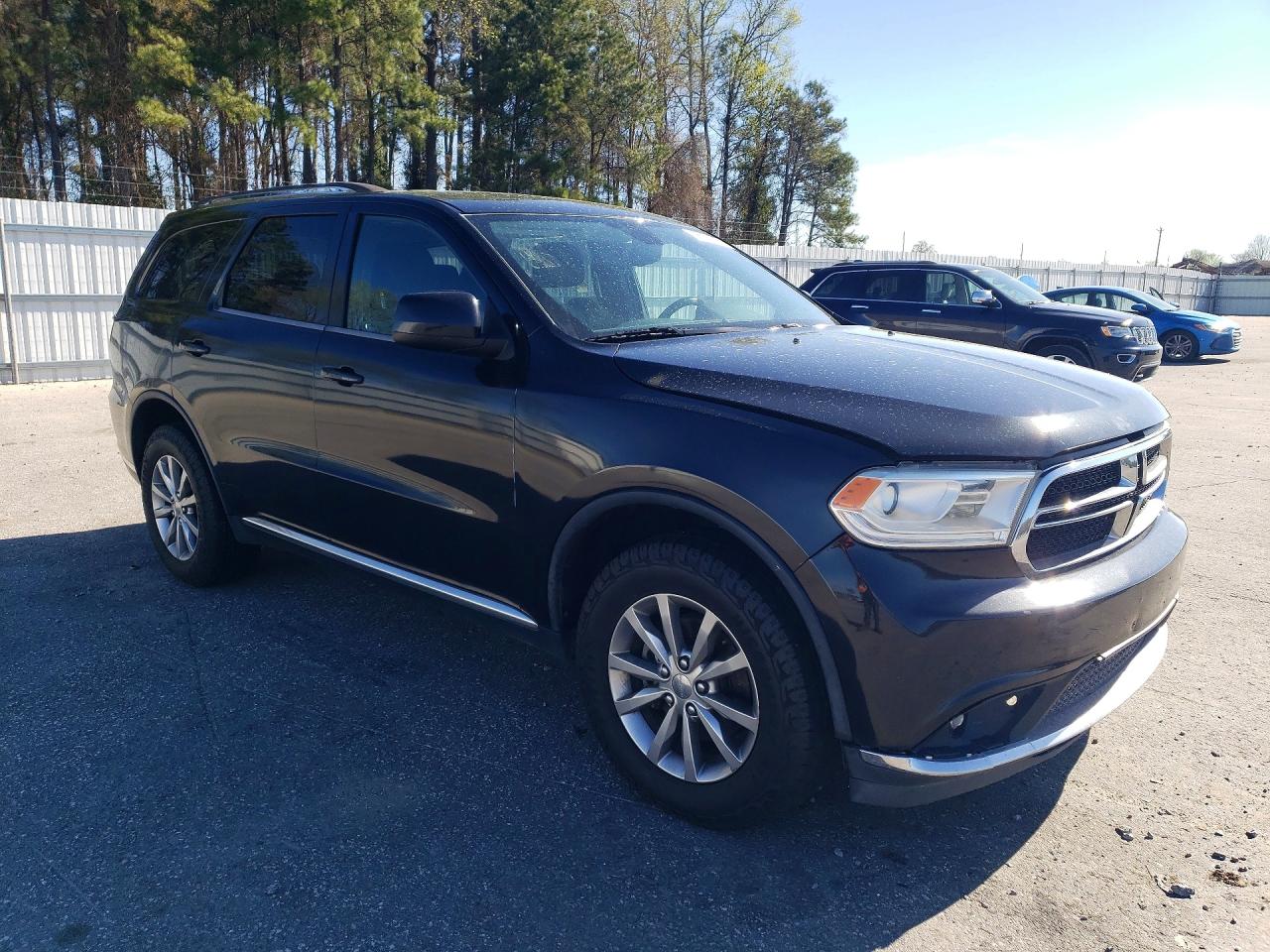 2016 Dodge Durango VIN 1C4RDJAG8GC354063 COPART salvage auction — Front End, WV - DEALER ONLY CLEAN TITLE, sold $2,500 on 2026-09-08 (photo 4)