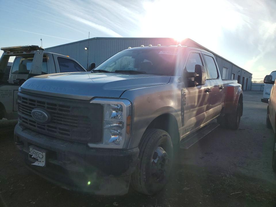 2024 Ford F-350 super duty VIN 1FT8W3DT5REE84738 COPART salvage auction — SIDE, IN - CERT OF TITLE-SALVAGE TITLE, sold $11,400 on 2026-07-15 (photo 1)