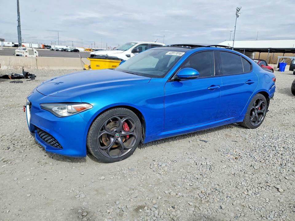 2018 Alfa romeo Giulia VIN ZARFAEEN9J7589847 — COPART salvage auction photo
