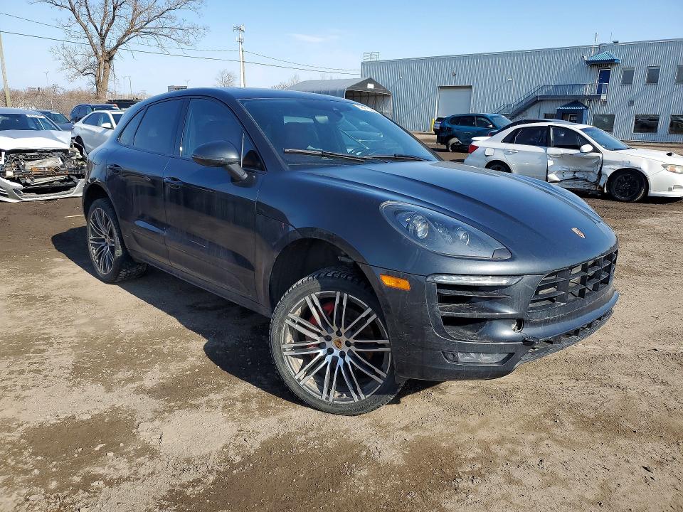 2017 Porsche Macan VIN WP1AG2A55HLB54704 COPART salvage auction — FRONT END, Qc - Gravement Accidente, sold $10,000 on 2026-07-21 (photo 4)