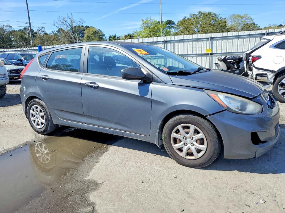 2013 Hyundai Accent VIN KMHCT5AE1DU088594 COPART salvage auction — FRONT END, Pa - Certificate Of Salvage, sold $500 on 2026-07-13 (photo 4)