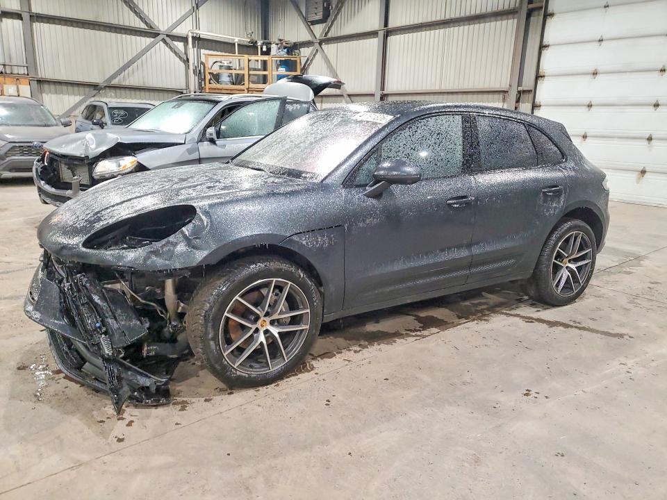 2024 Porsche Macan VIN WP1AA2A52RLB08640 COPART salvage auction — FRONT END, Qc - Gravement Accidente, sold $25,000 on 2026-07-14 (photo 1)