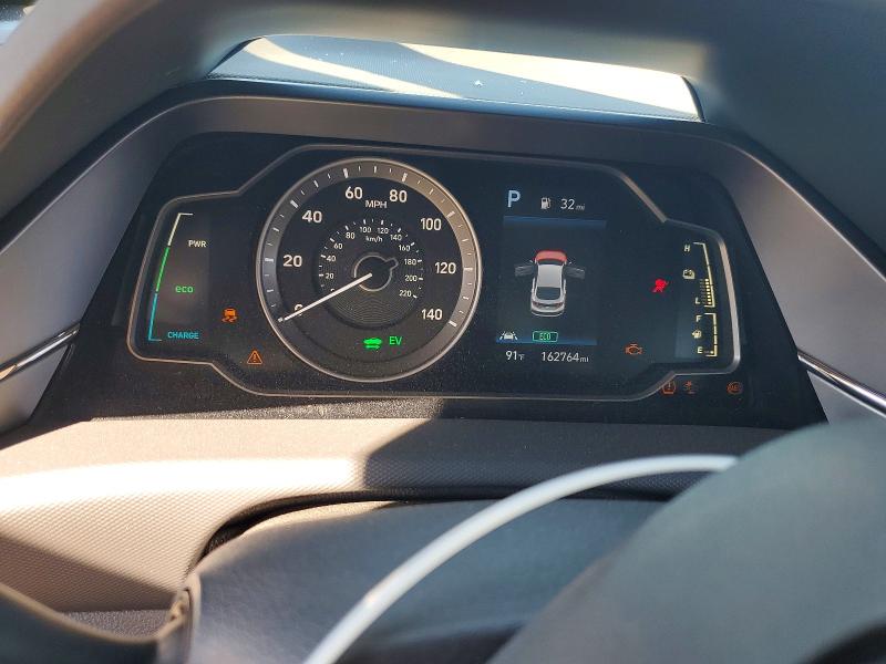 2020 Hyundai Ioniq VIN KMHC65LC6LU227832 COPART salvage auction — SIDE, Salvage Title, sold $1,800 on 2026-07-10 (photo 9)