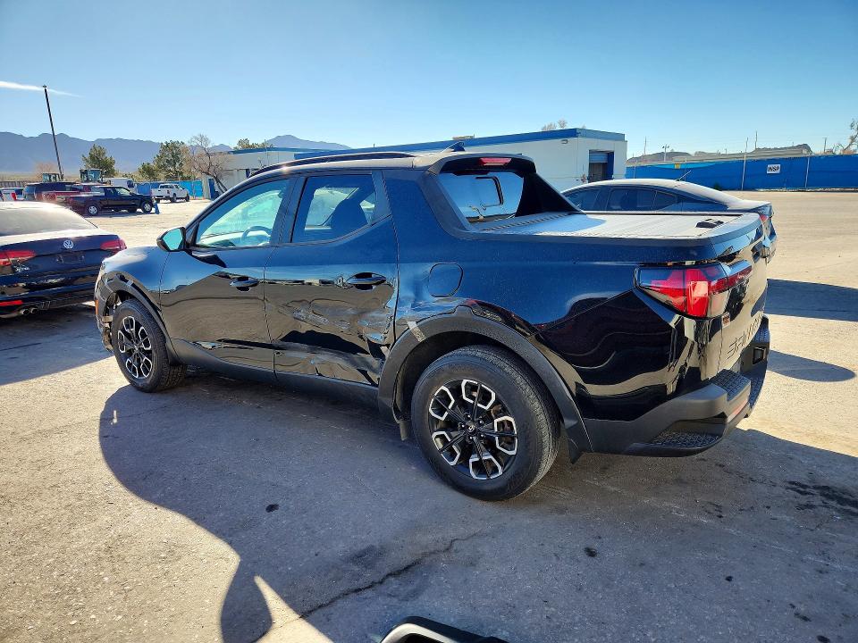 2022 Hyundai Santa cruz VIN 5NTJDDAF0NH005309 COPART salvage auction — SIDE, Salvage Title, sold $7,500 on 2026-07-17 (photo 2)