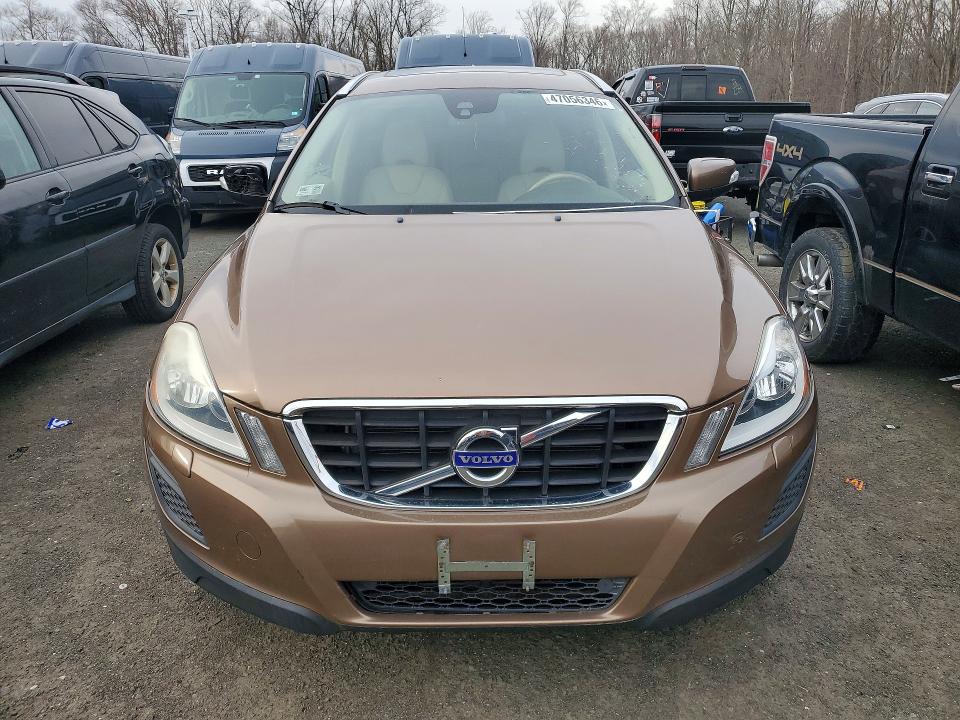 2013 Volvo Xc60 VIN YV4902DZ6D2457317 COPART salvage auction — SIDE, Ri - Certificate Of Title, sold $2,800 on 2026-07-09 (photo 5)