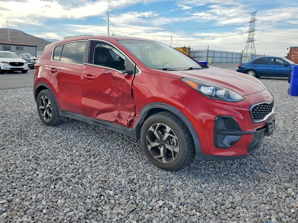 2022 Kia Sportage VIN KNDPM3AC2N7981671 COPART salvage auction — SIDE, Nv - Salvage Title, sold $4,050 on 2026-07-27 (photo 4)