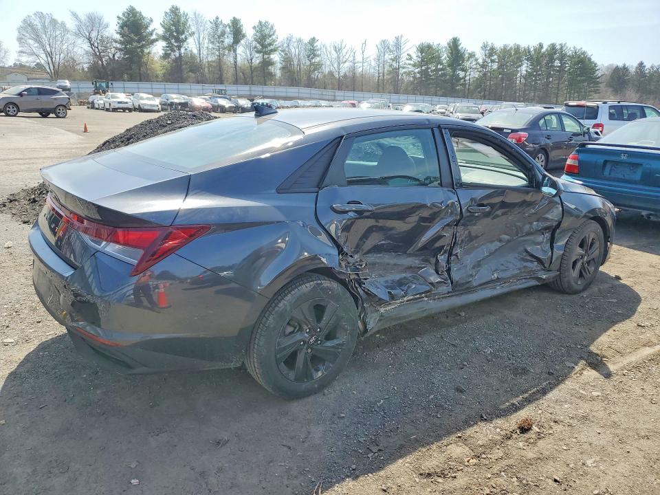 2021 Hyundai Elantra VIN 5NPLM4AGXMH008555 COPART salvage auction — SIDE, Md - Cert Of Salvage > 75% Damage, sold $2,700 on 2026-07-06 (photo 3)