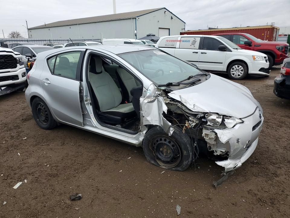 2013 Toyota Prius c VIN JTDKDTB37D1540208 COPART salvage auction — ALL OVER, On - Permit Irrepairable, sold $625 on 2026-07-07 (photo 4)
