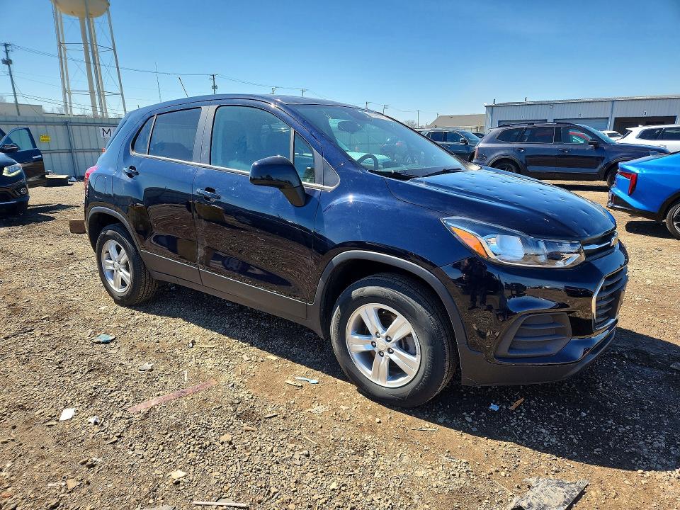 2022 Chevrolet Trax VIN KL7CJNSM9NB505731 COPART salvage auction — HAIL, Il - Salvage Certificate, sold $1,550 on 2026-07-15 (photo 4)
