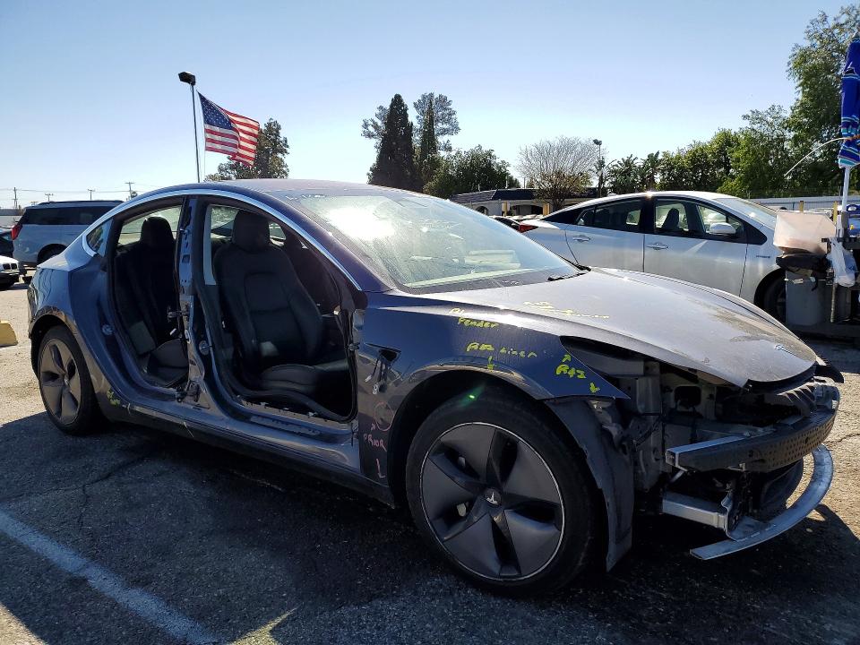 2019 Tesla Model 3 VIN 5YJ3E1EB3KF205556 COPART salvage auction — SIDE, Ca - Salvage Certificate, sold $4,800 on 2026-07-17 (photo 4)