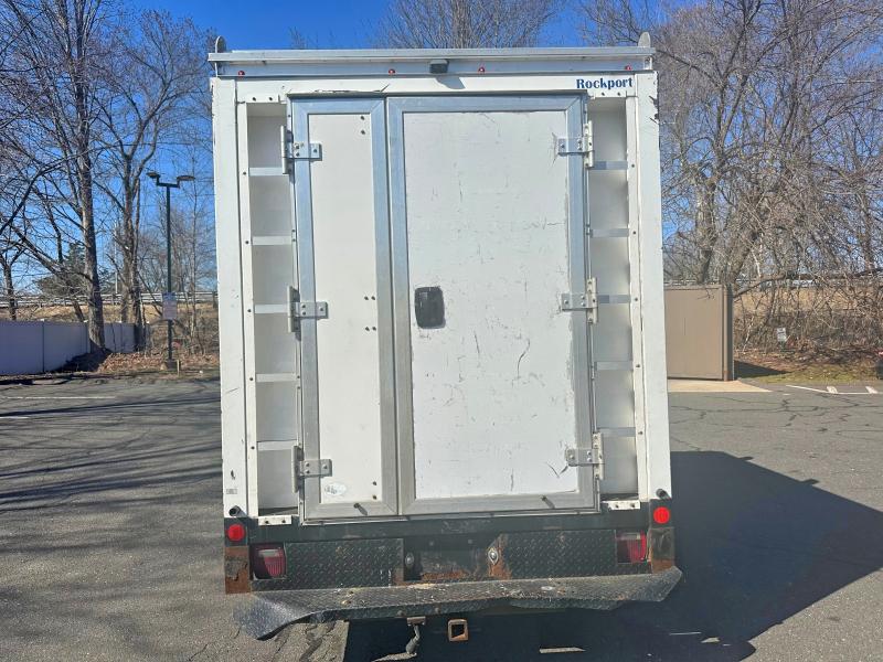 2017 Ford Transit VIN 1FDBW5PM2HKB09021 COPART salvage auction — MINOR DENT/SCRATCHES, Pa - Cert Of Title (P), sold $7,200 on 2026-07-09 (photo 6)