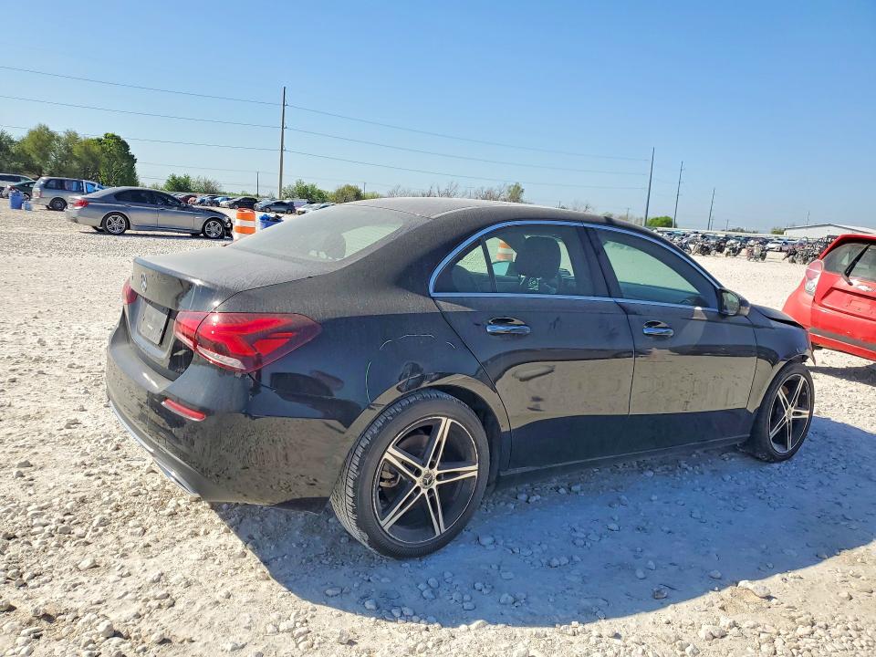 2020 Mercedes-benz A-klasse VIN W1K3G4EB9LJ234345 COPART salvage auction — FRONT END, Tx - Salvage Vehicle Title, sold $2,900 on 2026-07-16 (photo 3)