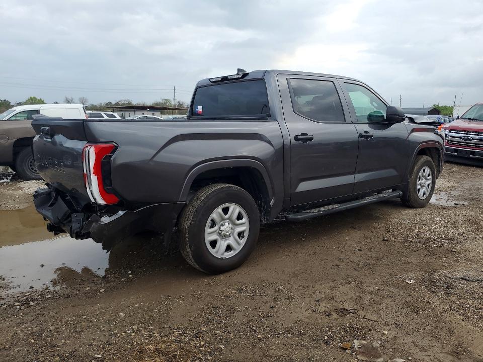 2026 Toyota Tundra VIN 5TFKB5AB4TX052680 COPART salvage auction — Rear End, TX - SALVAGE VEHICLE TITLE (P), sold $12,000 on 2026-04-23 (photo 3)