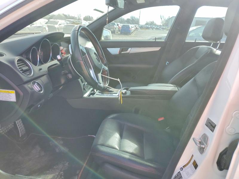 2014 Mercedes-benz C-klasse VIN WDDGF4HB4EA902393 COPART salvage auction — REAR END, Salvage Title, sold $1,250 on 2026-08-11 (photo 7)