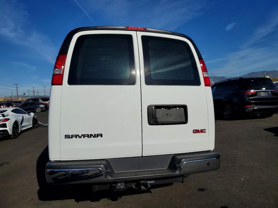 2025 Gmc VIN 1GTZ7HFP2S1223272 COPART salvage auction — FRONT END, Ca - Salvage Certificate, sold $15,700 on 2026-07-30 (photo 6)