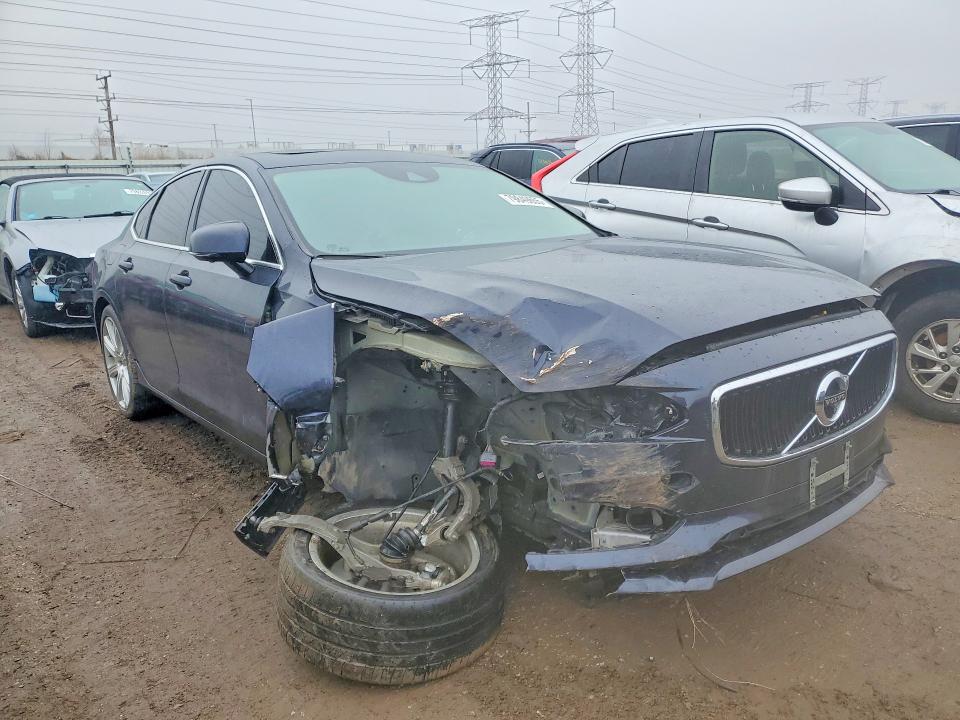 2017 Volvo S90 VIN YV1A22MK3H1003853 COPART salvage auction — FRONT END, Il - Salvage Certificate, sold $3,550 on 2026-08-06 (photo 4)
