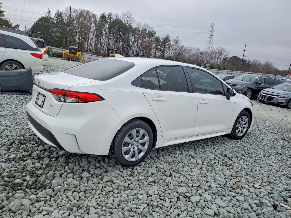 2021 Toyota Corolla VIN JTDEPMAE6MJ189286 COPART salvage auction — SIDE, Nc - Salvage Certificate Of Title, sold $4,900 on 2026-07-08 (photo 3)