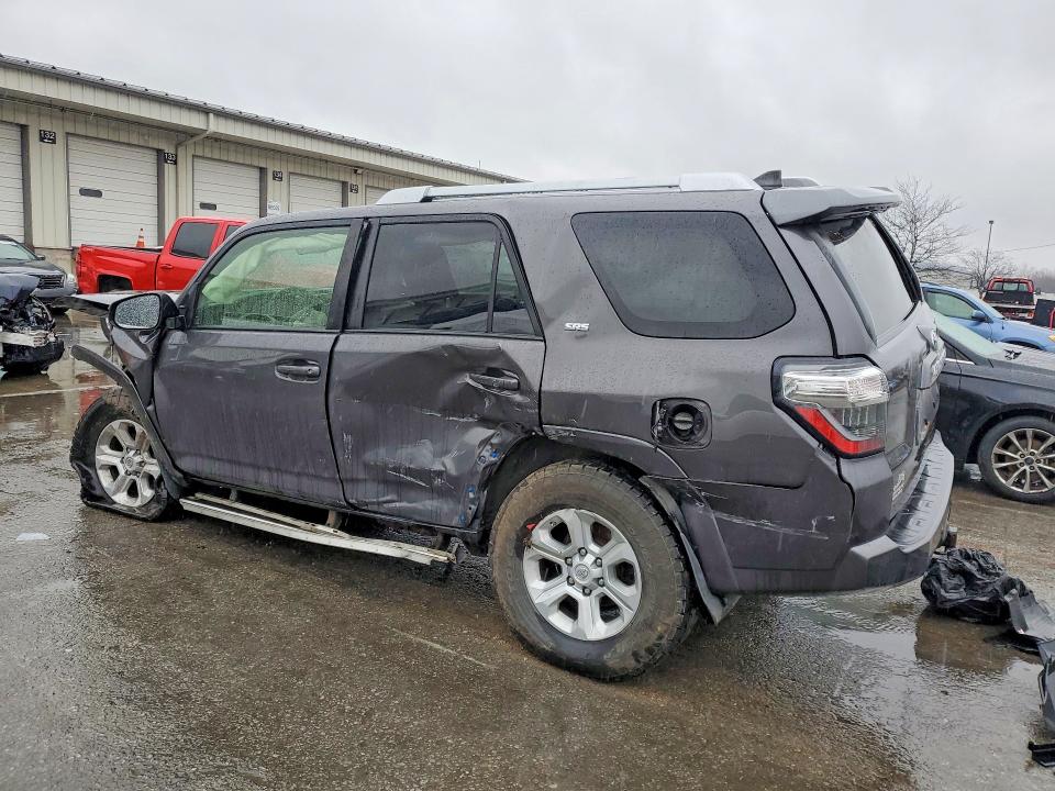2016 Toyota 4runner VIN JTEBU5JR6G5382440 COPART salvage auction — FRONT END, Salvage Title, sold $200 on 2026-07-23 (photo 2)
