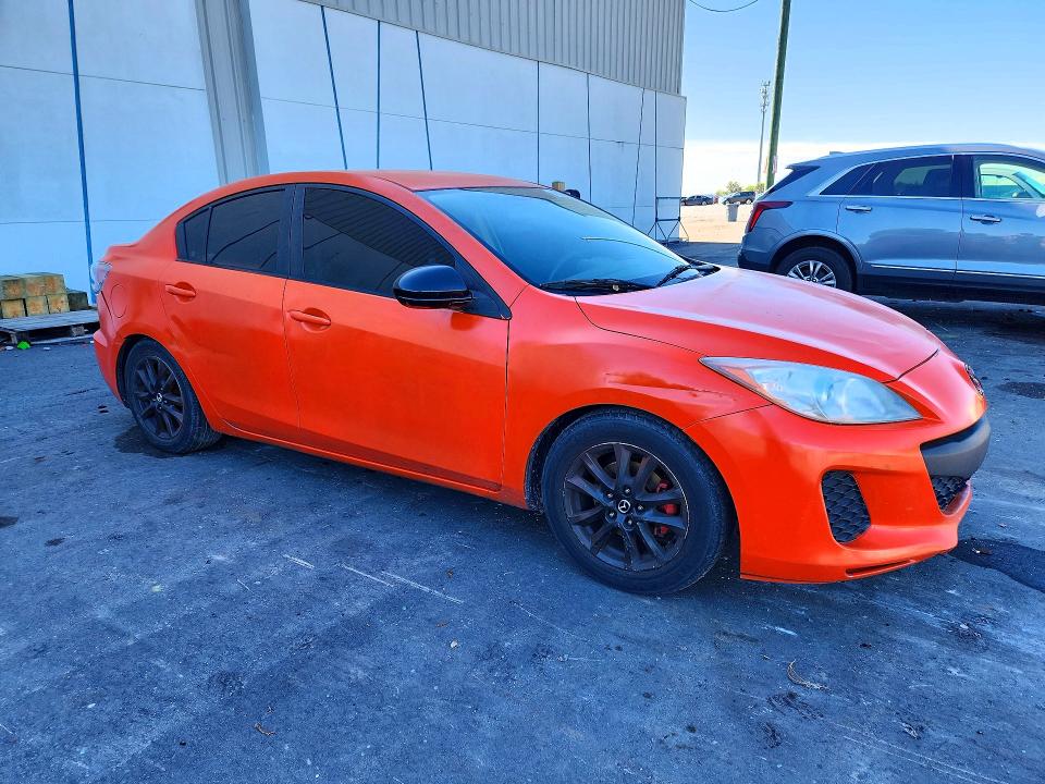 2013 Mazda VIN JM1BL1U74D1702688 COPART salvage auction — REAR END, Fl - Cert Of Title Slvg Rebuildable, sold $450 on 2026-07-08 (photo 4)