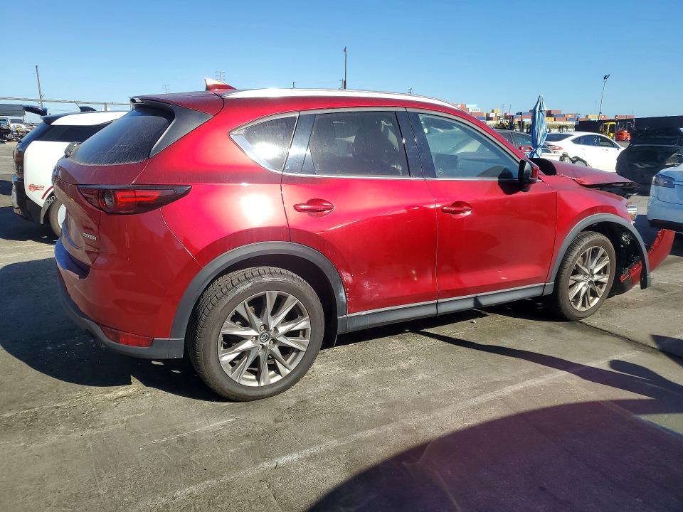 2021 Mazda Cx-5 VIN JM3KFBDM4M0438596 COPART salvage auction — FRONT END, Md - Cert Of Salvage > 75% Damage, sold $225 on 2026-07-10 (photo 3)