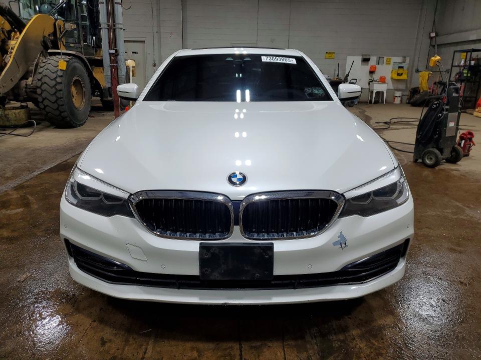 2018 BMW 5er VIN WBAJE7C5XJWC57526 COPART salvage auction — FRONT END, Ny - Mv-907A Salvage Certificate, sold $10,300 on 2026-07-07 (photo 5)