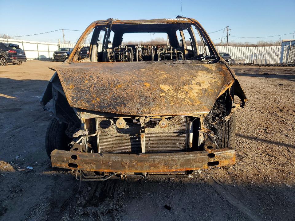 2006 Toyota Sienna VIN 5TDZA23C46S508242 COPART salvage auction — BURN, IL - JUNKING CERT OF A VEHICLE, sold $225 on 2026-07-17 (photo 5)
