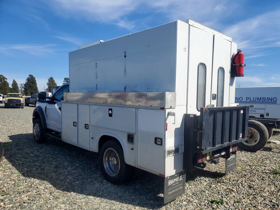 2019 Ford F-550 super duty VIN 1FDUF5GY7KDA00691 COPART salvage auction — SIDE, CA - DIS/DLR/EXP ONLY CLEAN TITLE, sold $9,100 on 2026-07-14 (photo 2)