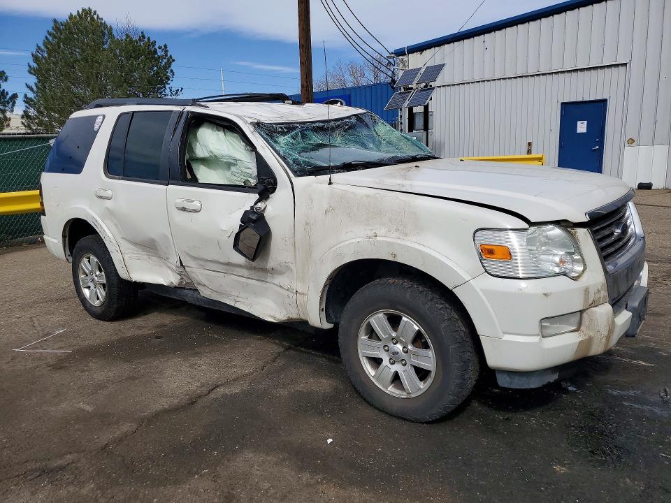 2010 Ford Explorer VIN 1FMEU7DE8AUB03553 COPART salvage auction — ROLLOVER, Co - Bill Of Sale-Parts Only, sold $400 on 2026-07-02 (photo 4)