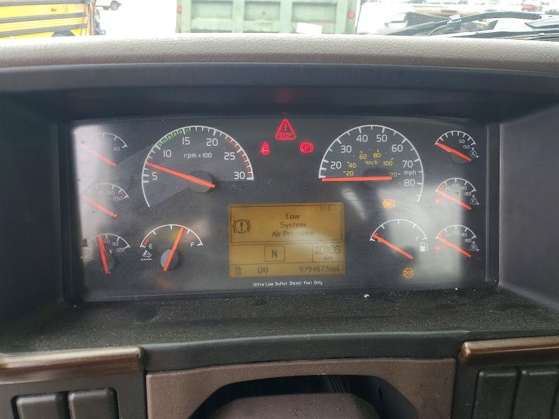 2017 Volvo VIN 4V4N39TG0HN988104 COPART salvage auction — MECHANICAL, In - Certificate Of Title, sold $5,000 on 2026-08-03 (photo 8)