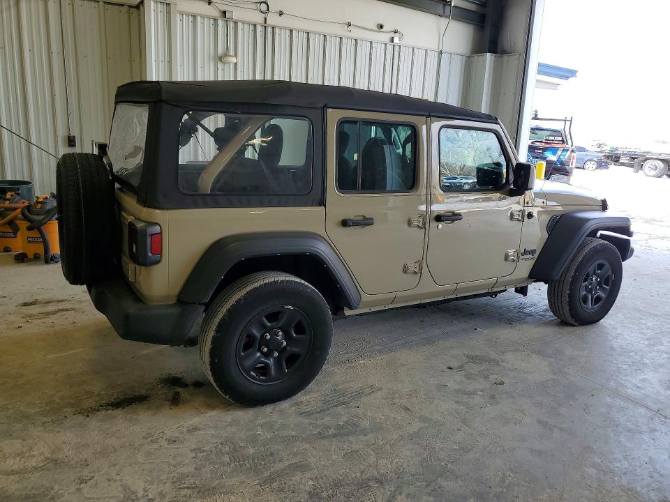 2022 Jeep Wrangler unlimited VIN 1C4HJXDN3NW226875 COPART salvage auction — MINOR DENT/SCRATCHES, Mo - Certificate Of Title, sold $19,300 on 2026-07-16 (photo 3)