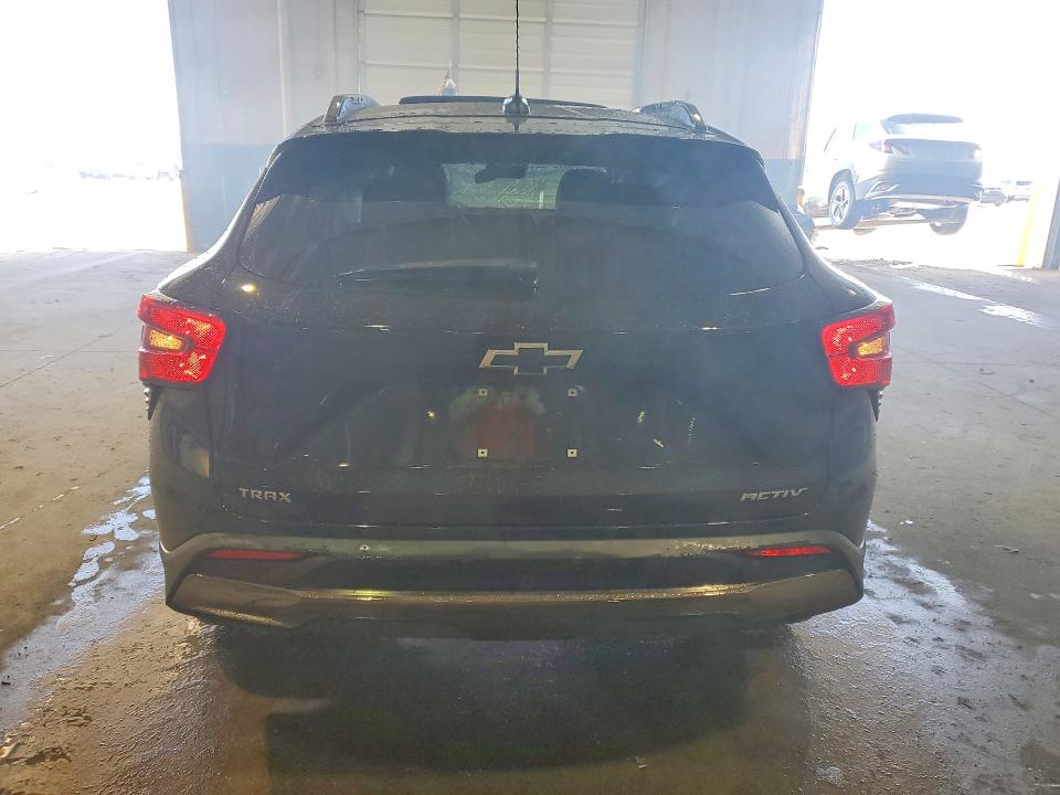 2026 Chevrolet Trax VIN KL77LKEPXTC054607 COPART salvage auction — ROLLOVER, Salvage Title, sold $325 on 2026-07-28 (photo 6)
