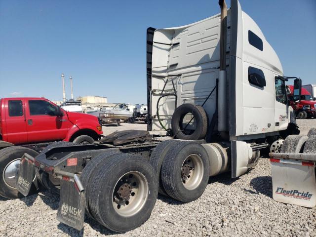 2019 Volvo VIN 4V4NC9TH6KN219610 COPART salvage auction — FRONT END, Ok - Cert Of Title-Salvage, sold $8,500 on 2026-07-09 (photo 4)