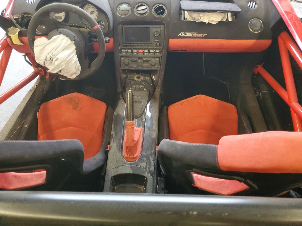 2012 Lamborghini Gallardo VIN ZHWGU7AJ5CLA11916 COPART salvage auction — All Over, NC - SALVAGE CERTIFICATE OF TITLE, sold $41,000 on 2025-09-24 (photo 8)