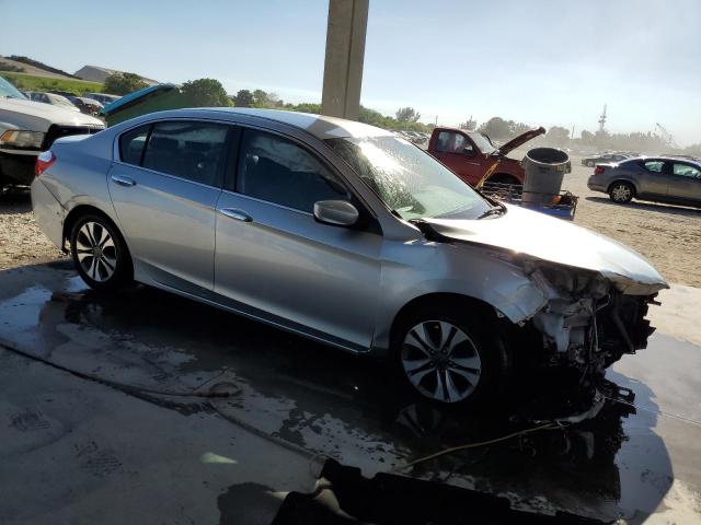 2015 Honda Accord VIN 1HGCR2F30FA130946 COPART salvage auction — FRONT END, FL - CERT OF TITLE SLVG REBUILDABLE, sold $475 on 2026-07-02 (photo 4)