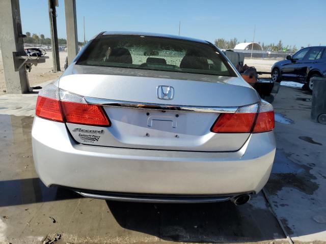 2015 Honda Accord VIN 1HGCR2F30FA130946 COPART salvage auction — FRONT END, FL - CERT OF TITLE SLVG REBUILDABLE, sold $475 on 2026-07-02 (photo 6)