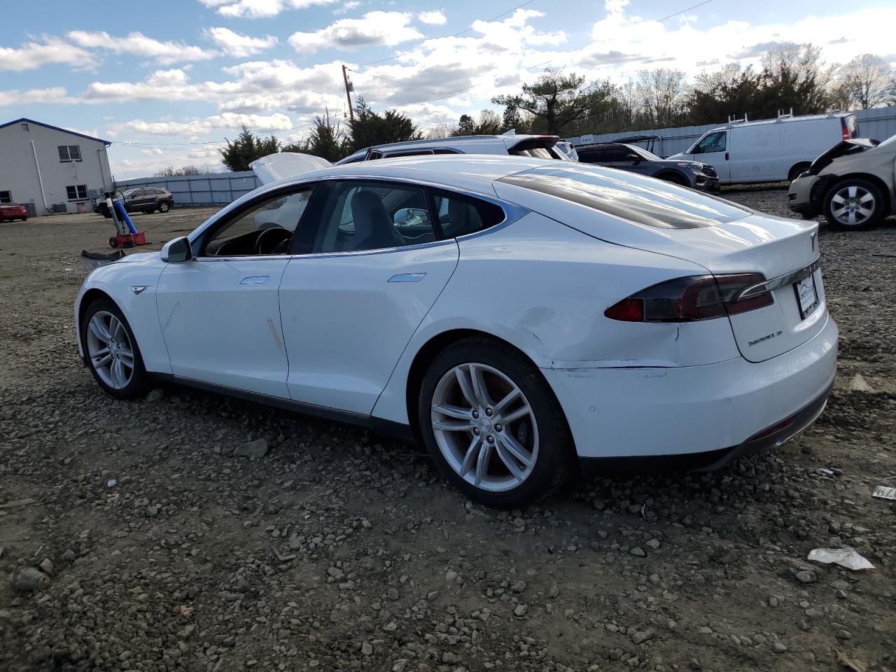 2014 Tesla Model s VIN 5YJSA1H1XEFP55657 COPART salvage auction — Front End, PA - CERT OF TITLE (P), sold $1,550 on 2025-09-11 (photo 2)